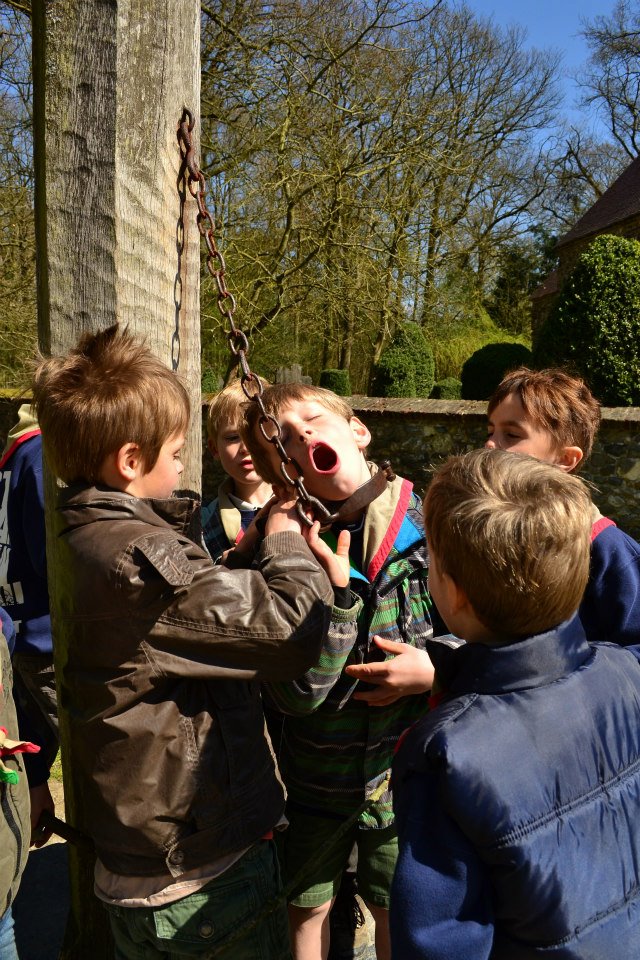 Sint-Martinus den XIIde - Bokkenrijders Kapoenen Kiewit